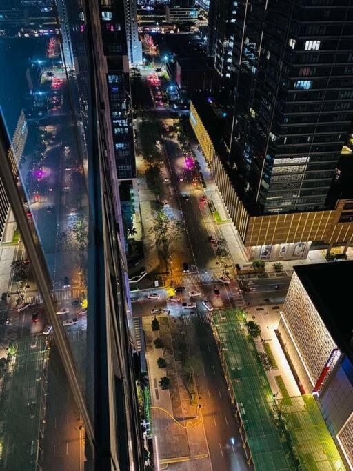 Cosy Executive 1 Bedroom Uptown Parksuites Ultra Fast Internet Manila Zewnętrze zdjęcie