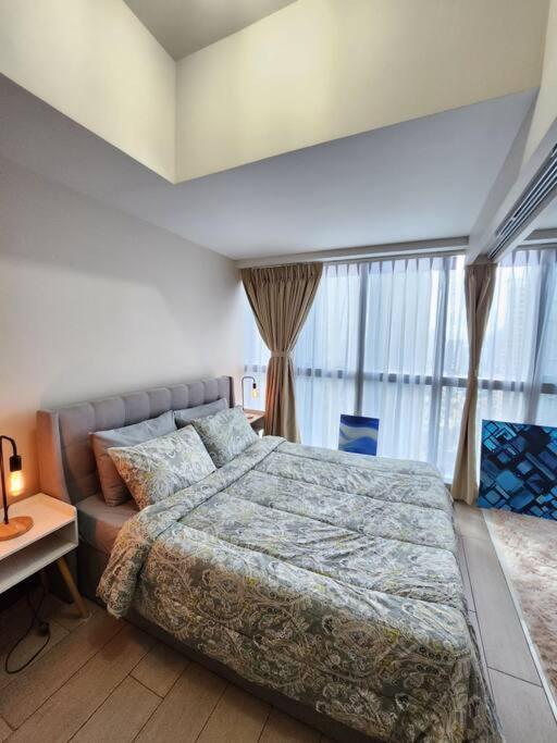 Cosy Executive 1 Bedroom Uptown Parksuites Ultra Fast Internet Manila Zewnętrze zdjęcie