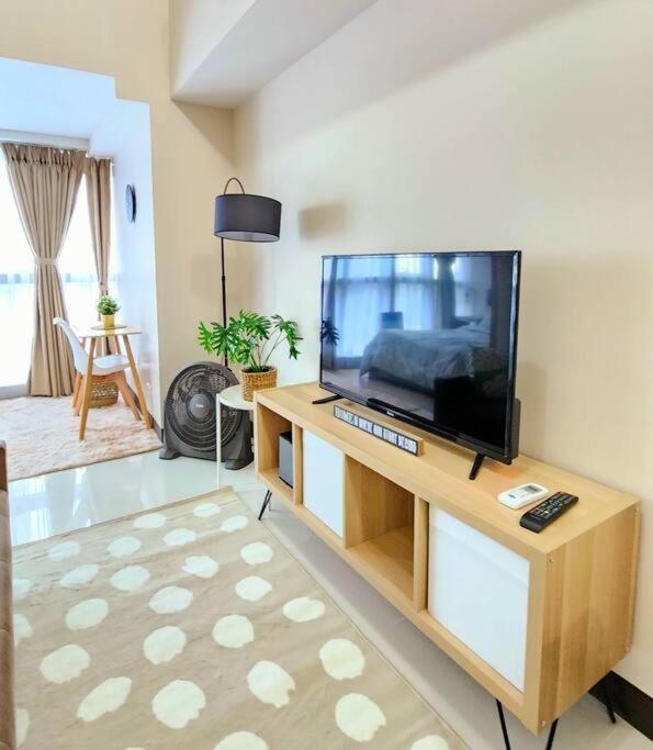 Cosy Executive 1 Bedroom Uptown Parksuites Ultra Fast Internet Manila Zewnętrze zdjęcie